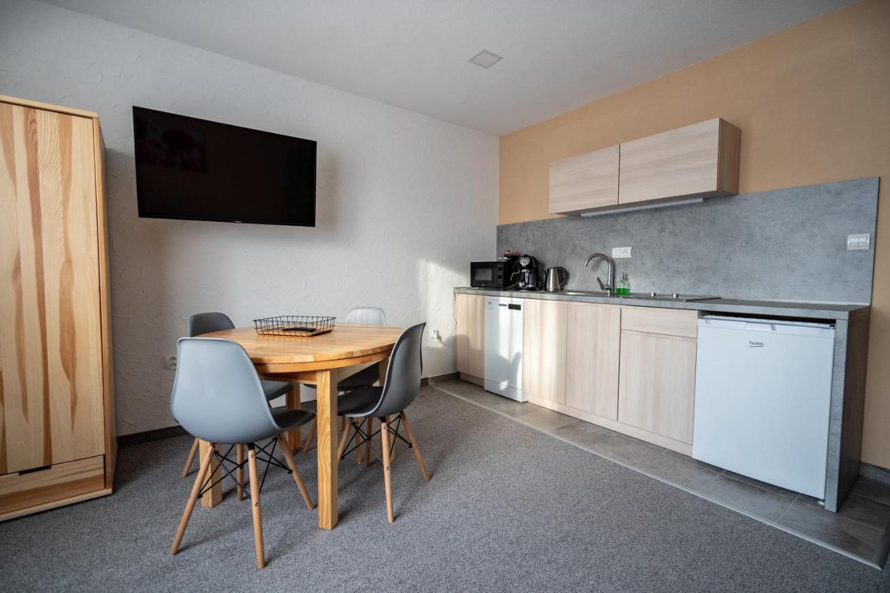 Apartmany Janka + Camp Bešeňová Exterior foto