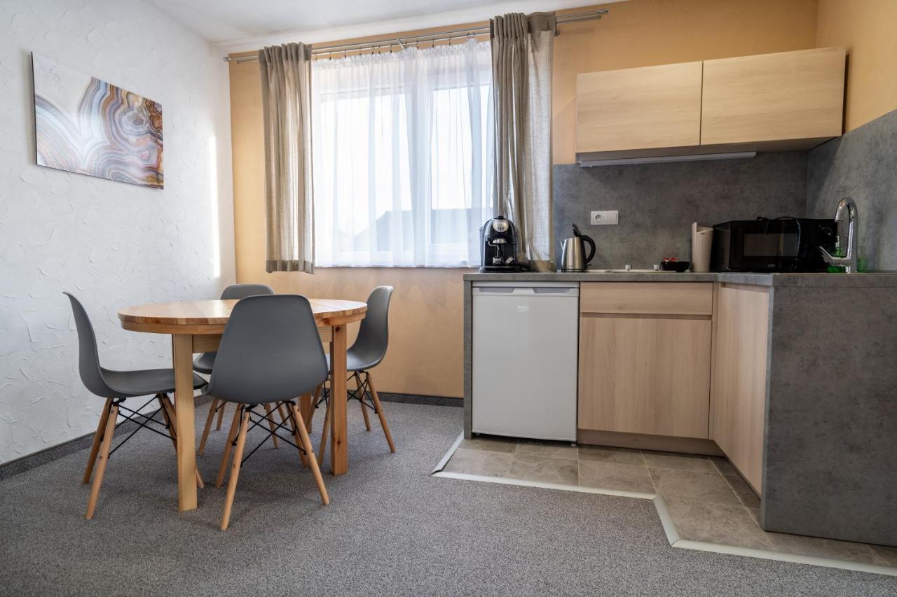 Apartmany Janka + Camp Bešeňová Exterior foto