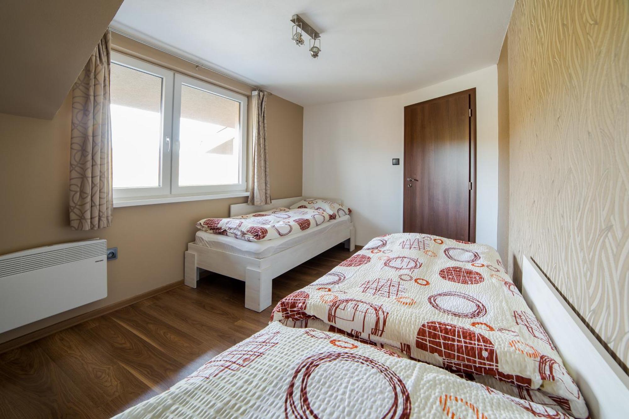Apartmany Janka + Camp Bešeňová Exterior foto